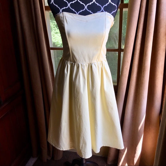 Creamy yellow retro sundress - Picture 6 of 6